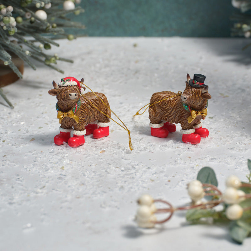 Christmas Standing Highland Cow With Hats / Wreath / Santa Boots Ornament