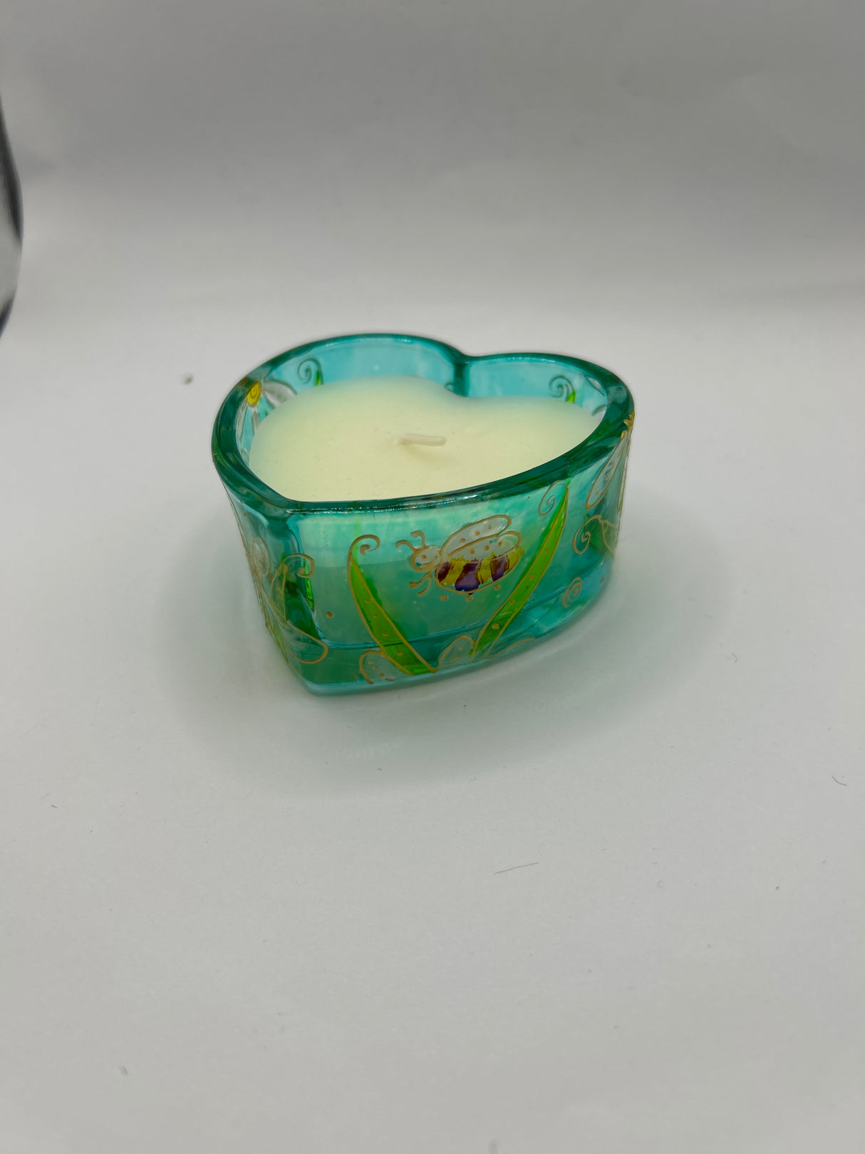 Bee happy Daisies Heart Candle
