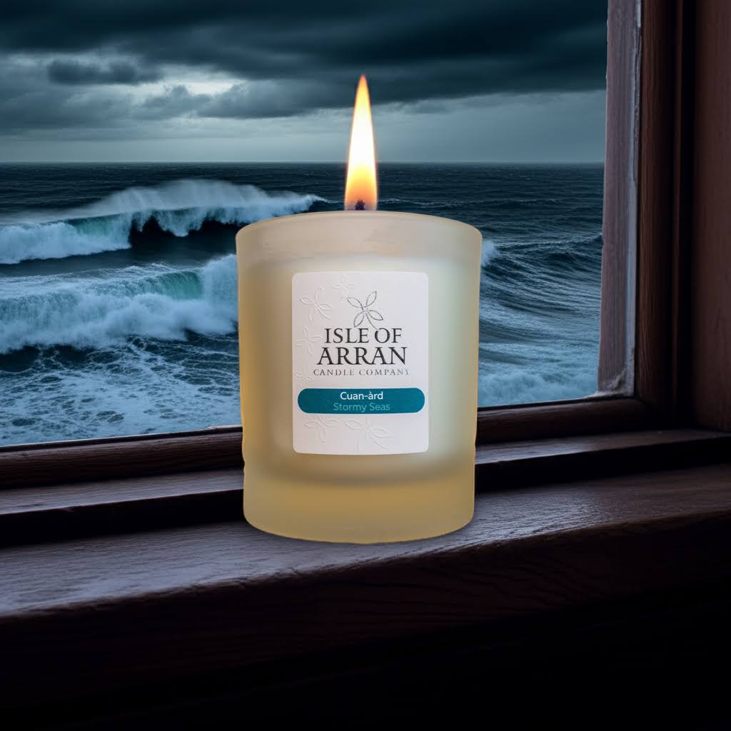 Cuan-ard (Stormy Seas) Candle Jar (Boxed) approx 40 hour burn time