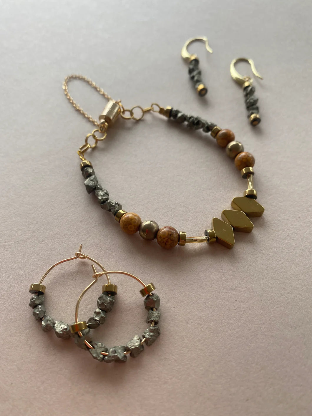 Red Jasper, Maifan & Nugget Bracelet