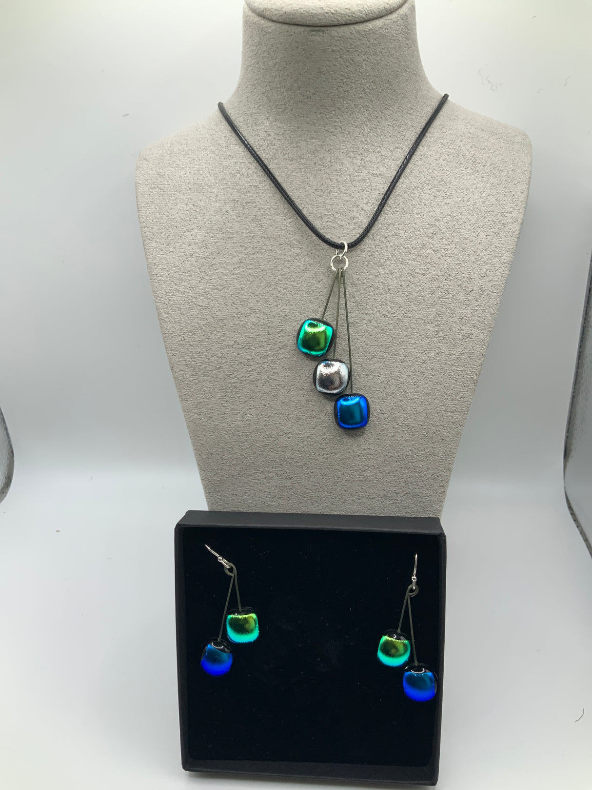 Trio Dot Pendant on cord & Earring Set
