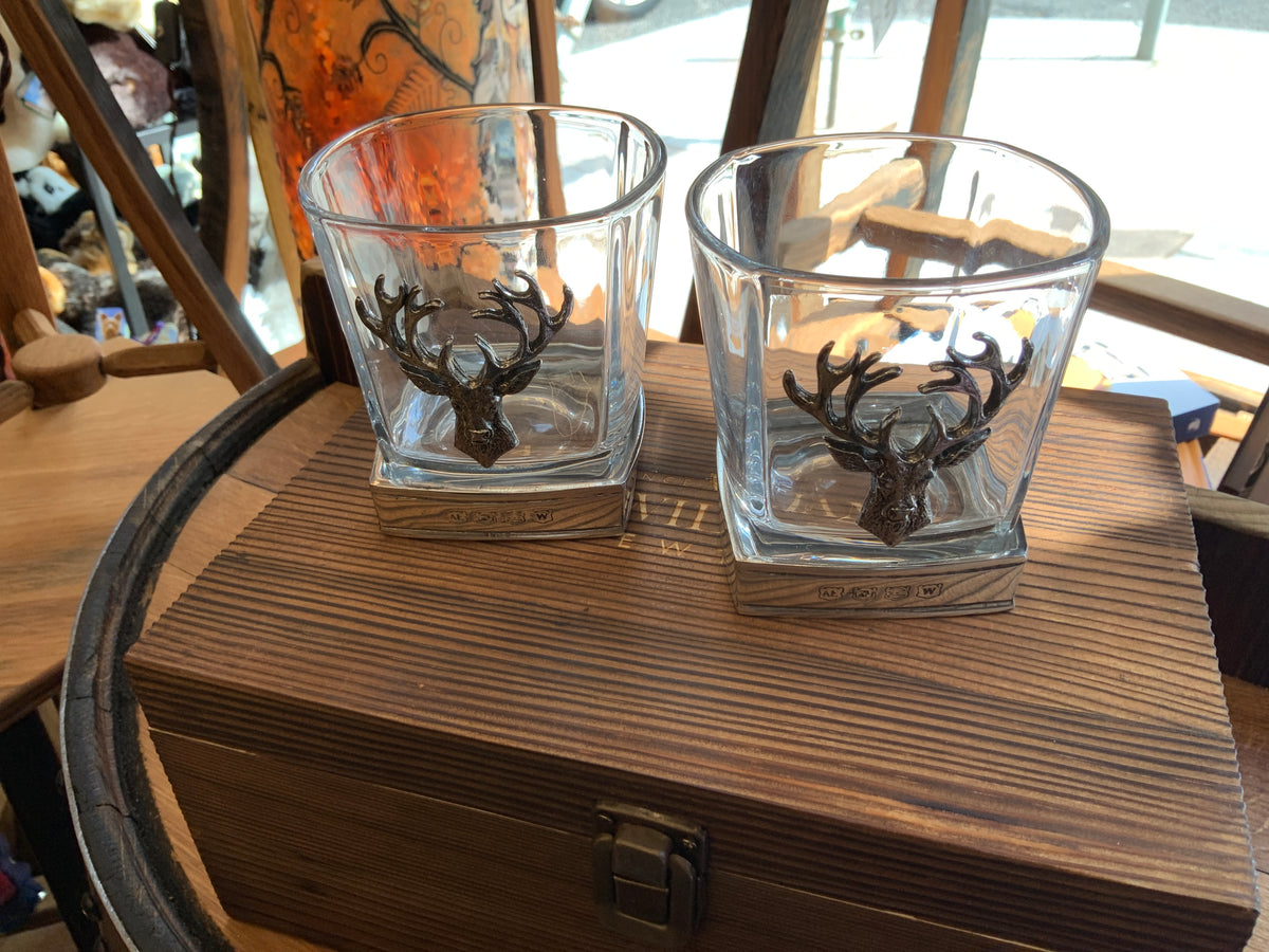 Pewter Stag Pair of Glass Whisky Tumblers With Whisky Stones & Tongs Gift Box