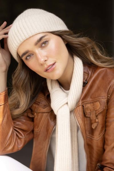 100% Cashmere Rib Beanie - Pebble