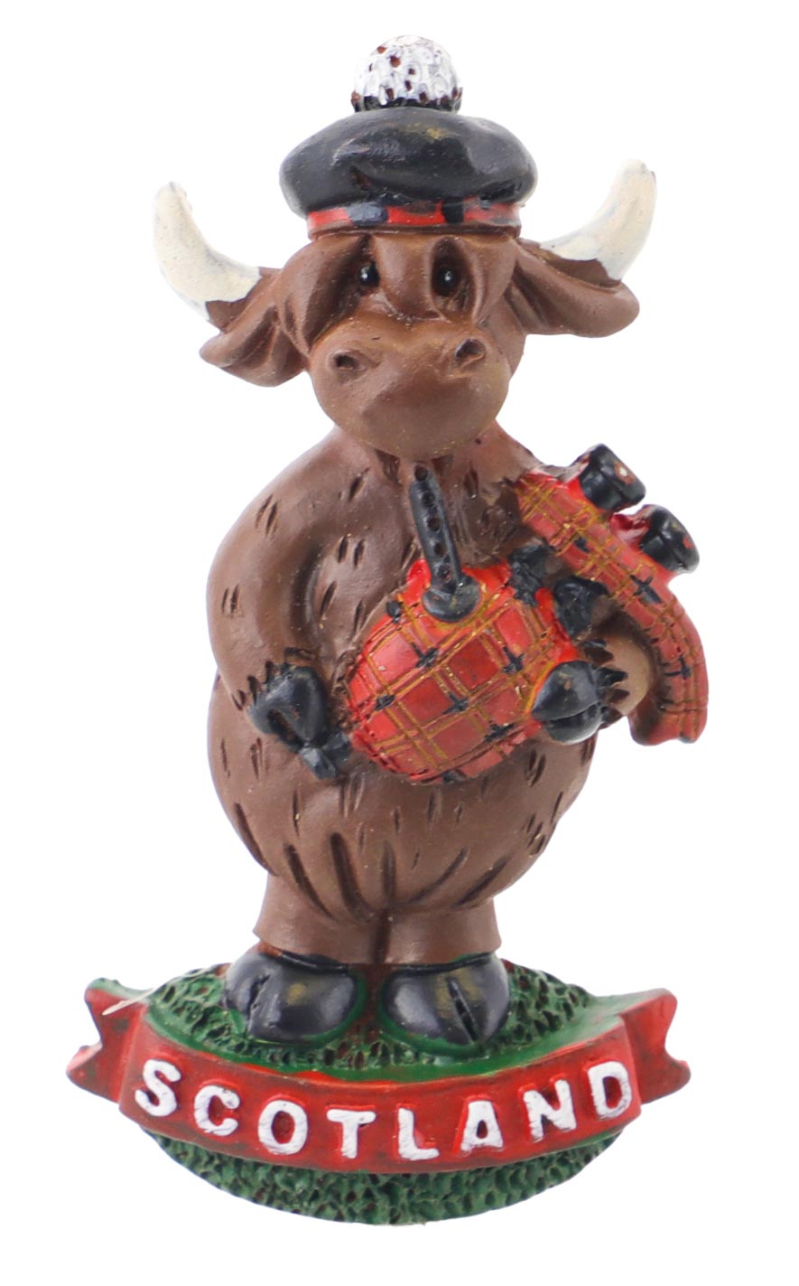 Highland Cow Standing Magnet