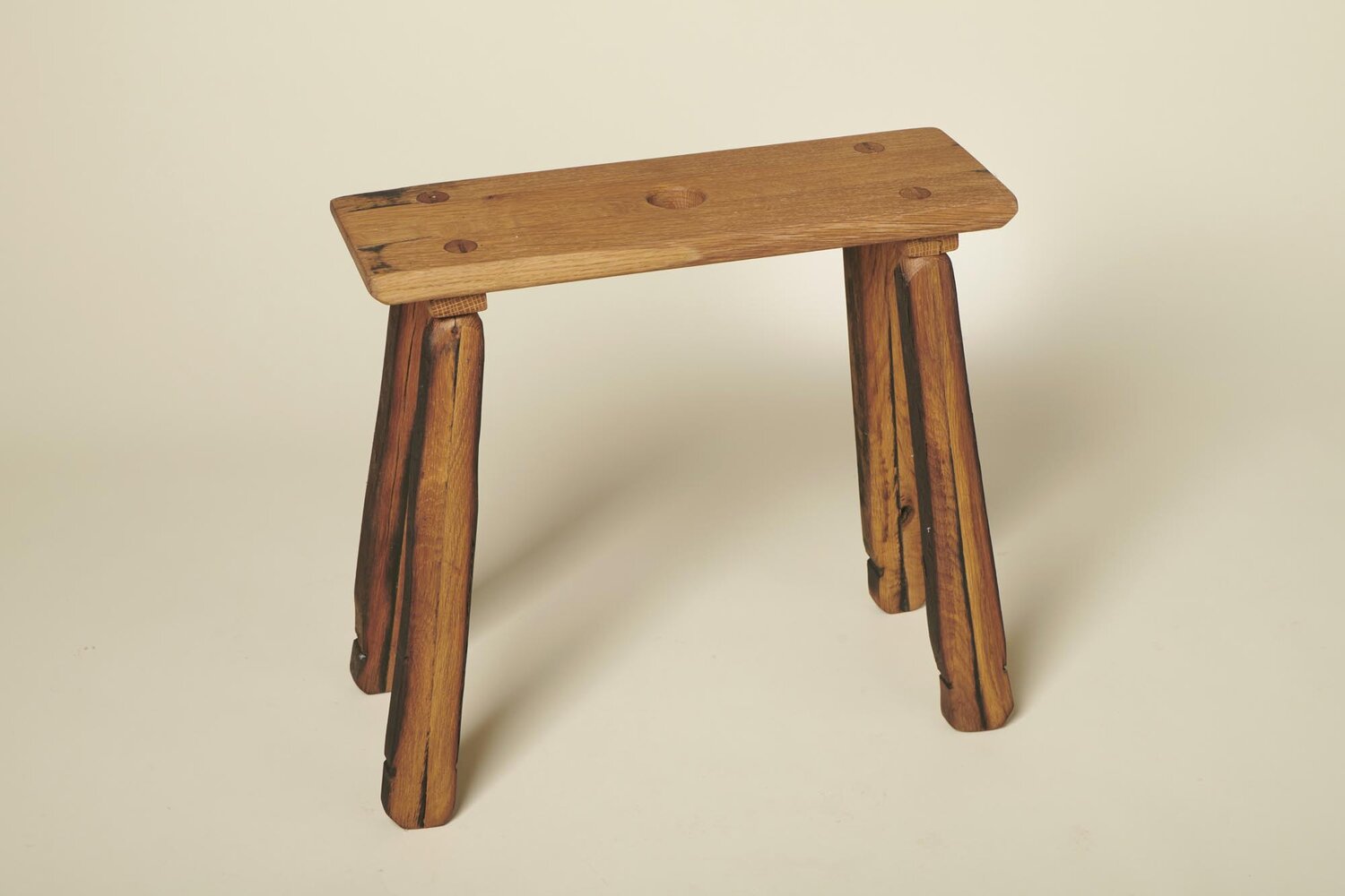 Cona Stool - Glens Range
