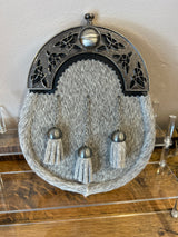 Open Triangle Detail Antiqued Cantle Dress Sporran
