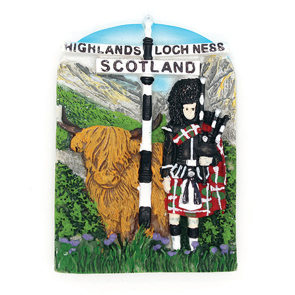 Highland Piper & Coo Resin Magnet