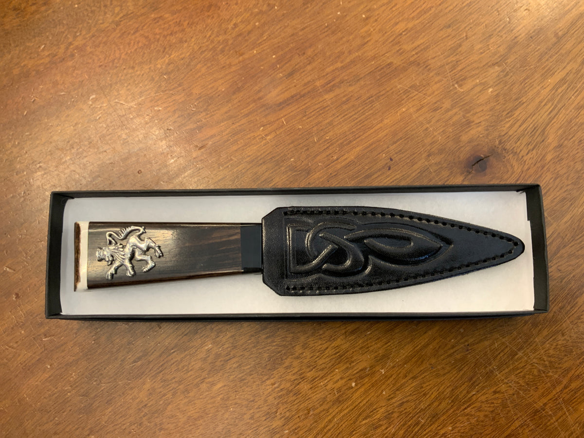 “Caledonia” Polished Ebony with Antler Cap Lion Rampant Crest Sgian Dubh